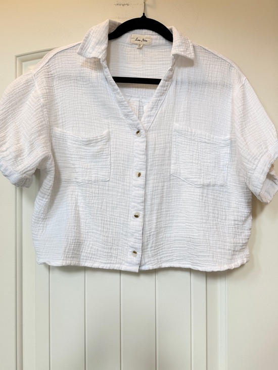 Love Notes Tops - Love Notes White Cropped Gauze Button-Down Shirt